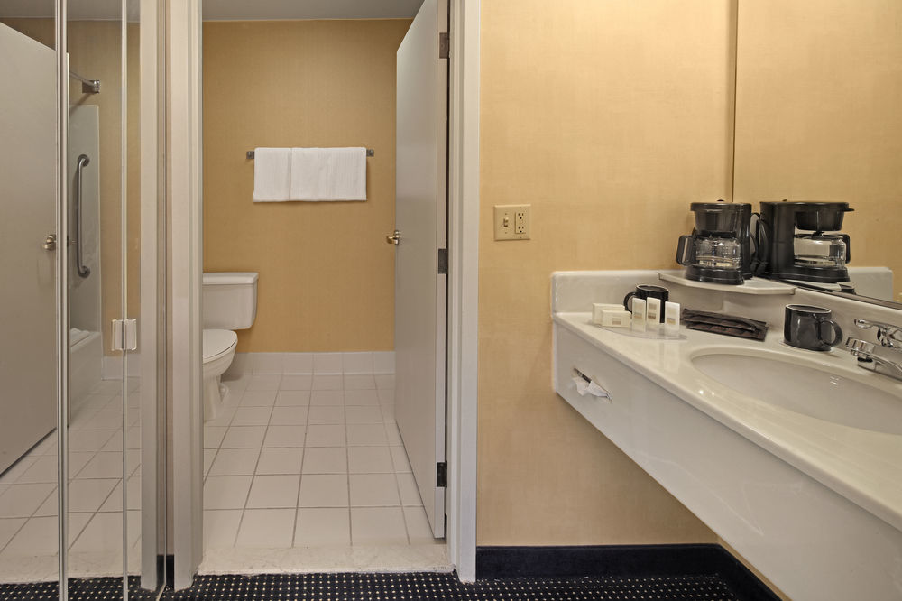 Courtyard By Marriott Norwich Hotel Cameră foto